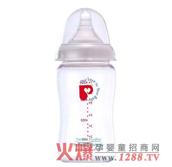 都是奶瓶婴幼哺喂行业的大品牌