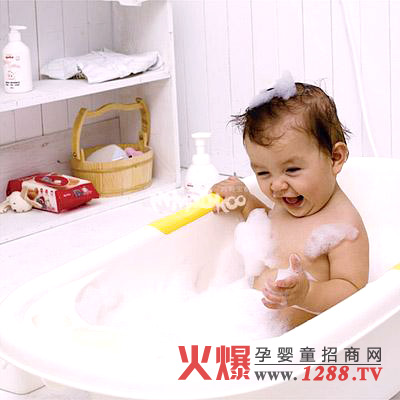 宝宝安全洗澡注意事项