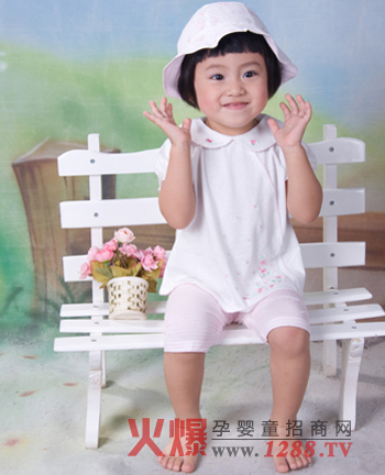 健婴坊婴儿装卓越品质树立国际品牌形象
