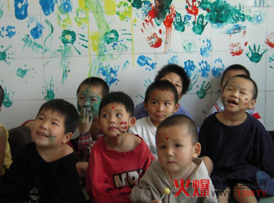 圣元携手新浪河南关注郑州儿童福利院-热点资