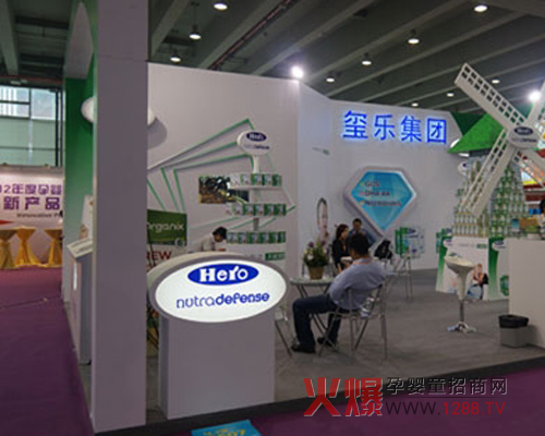 天赋美素系列奶粉2012广州婴童服饰展受欢迎