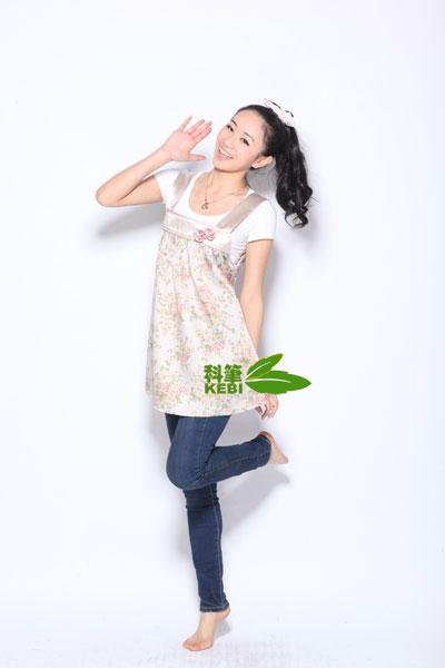 科笔银纤维印花马甲玫瑰花