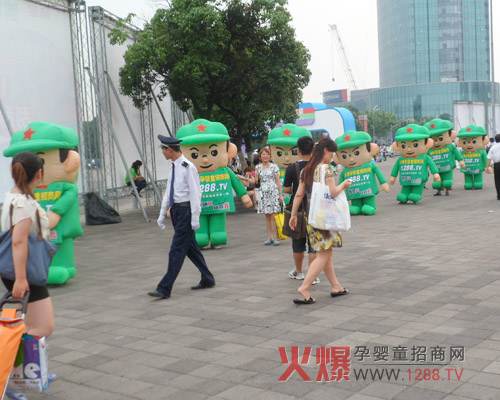 火爆嬰童網(wǎng)征戰展會(huì ) 打造品牌知名度