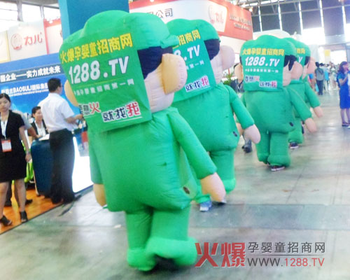 火爆綠色氣模在2012上海CBME展上綻放光彩