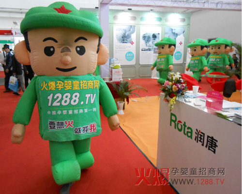 火爆戰士用汗水換來(lái)客戶(hù)滿(mǎn)意的服務(wù)