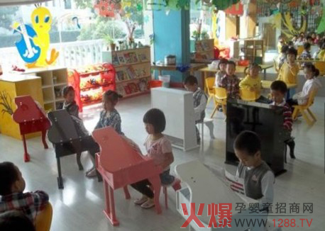 朗迪儿童钢琴 以品质传递母爱_儿童钢琴,朗迪