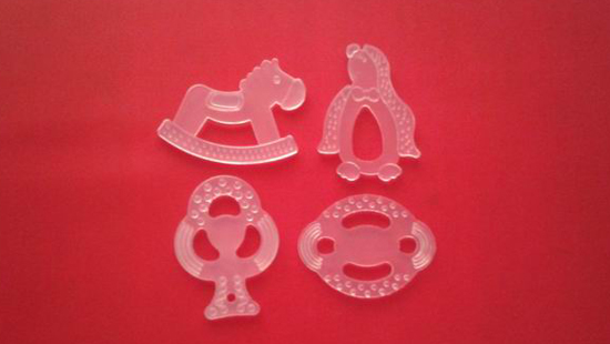 �ζ���͸������