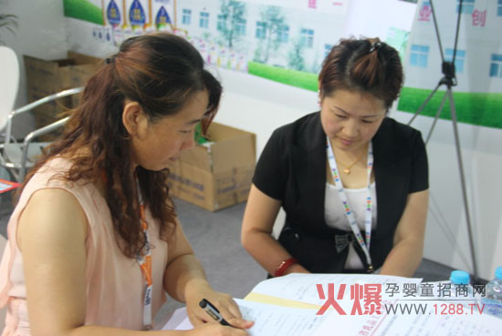 上海展会美力源名声大震 江苏盐城客户现场签