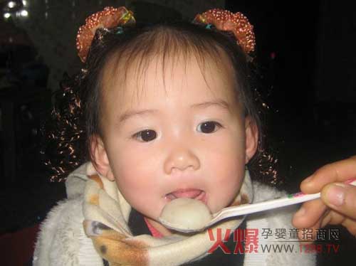 元宵节宝宝吃汤圆的四点注意事项