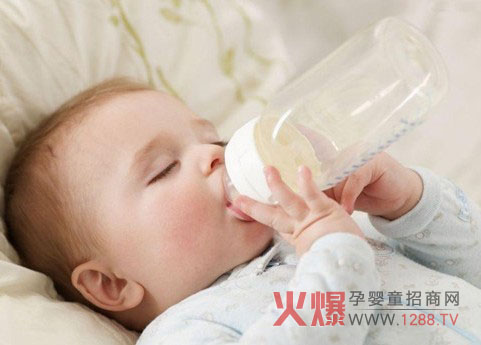 火爆网教你几招 购买靠谱奶瓶-行情动态|火爆孕
