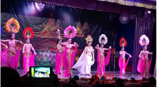 人妖表演