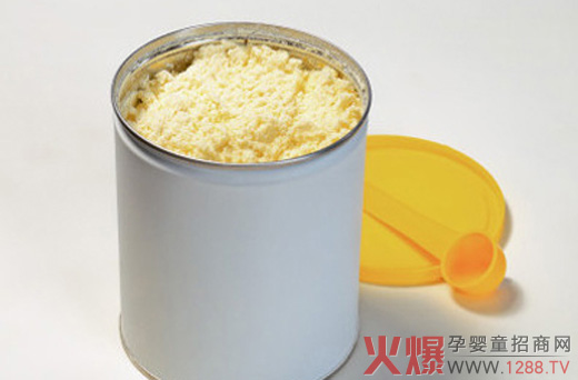 罐装奶粉开封后如何保存更新鲜-婴幼百科-火爆