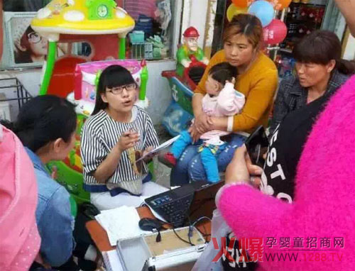 英博婴幼儿奶粉安徽大型路演 购买好奶粉实惠