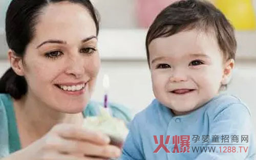 宝宝一岁以后哪些营养需要补充-婴幼百科-火爆