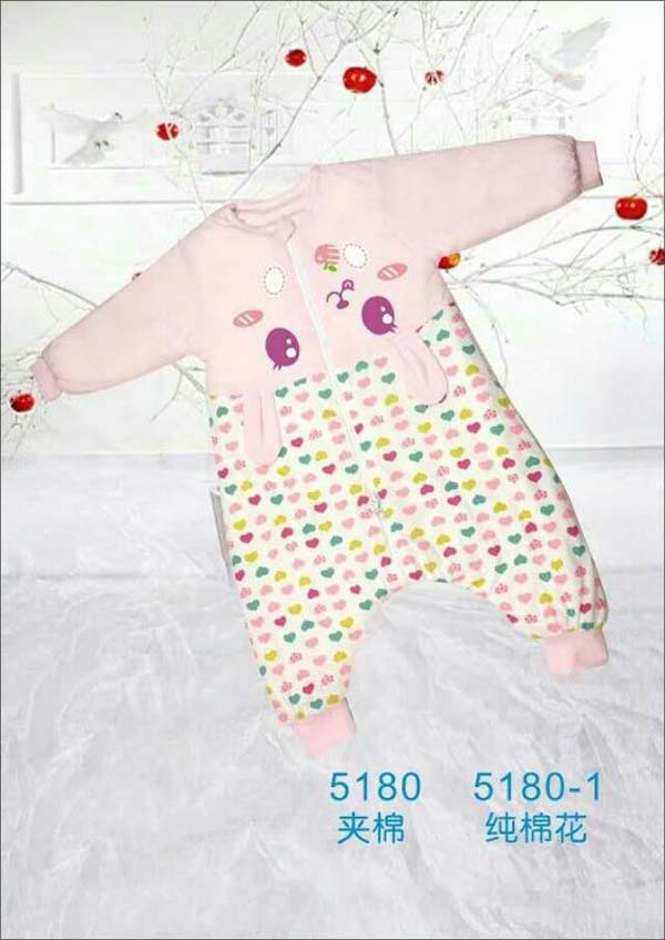 快乐小天天婴儿保暖连体衣