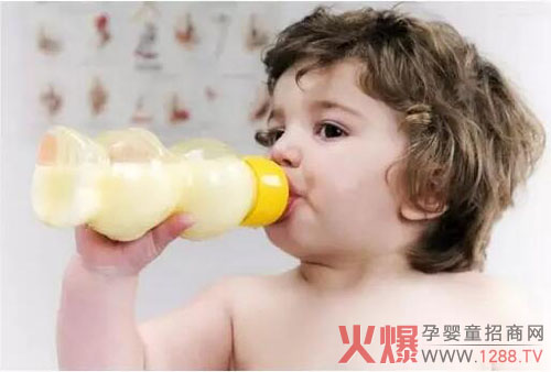 宝宝咳嗽痰多可能源于奶粉冲调方法错误 宝妈