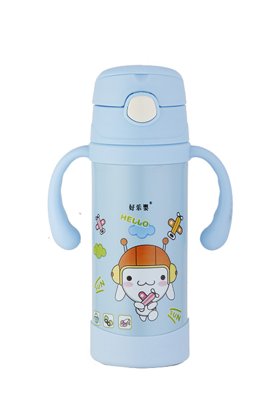 ����Ӥ˫��ˮ������ɫ