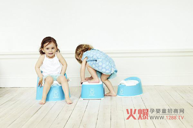 帮孩子告别纸尿裤时间很关键 尽量3岁前戒掉纸尿裤
