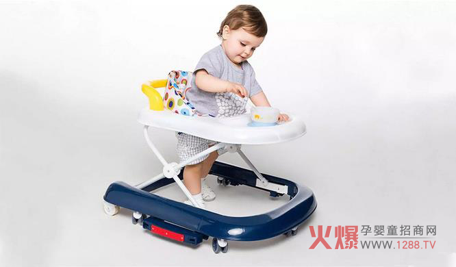 婴儿学步车的危害这么大 国外已经全面禁止了
