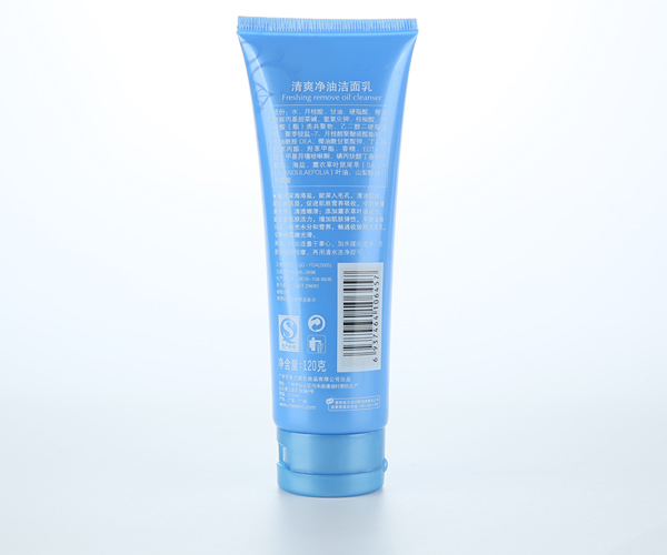 米蘭妮礦物鹽清爽凈油潔面乳120g .jpg