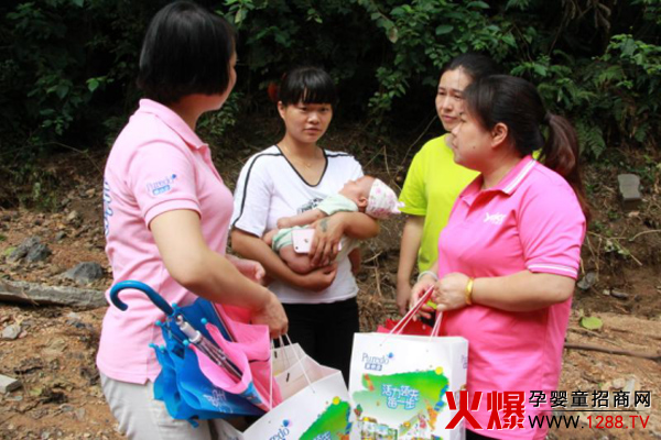 美纳多携手宁乡优康宝贝给灾区孩子送奶粉-企