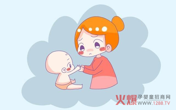 宝宝的纸尿裤穿几个小时换一次?铭晖告诉你