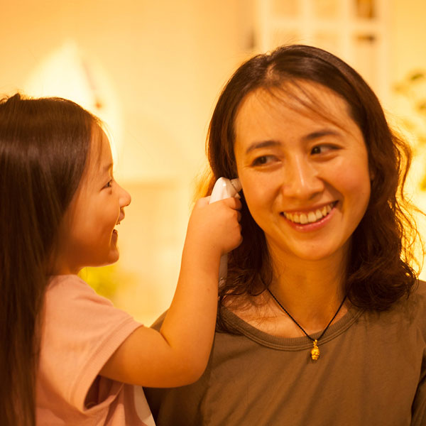 凡米红外耳温计.jpg 凡米红外耳温计.jpg