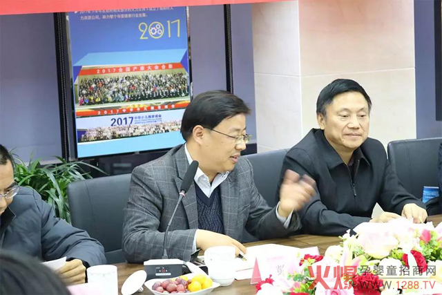 泉山区科技局彭弘局长讲话.jpg