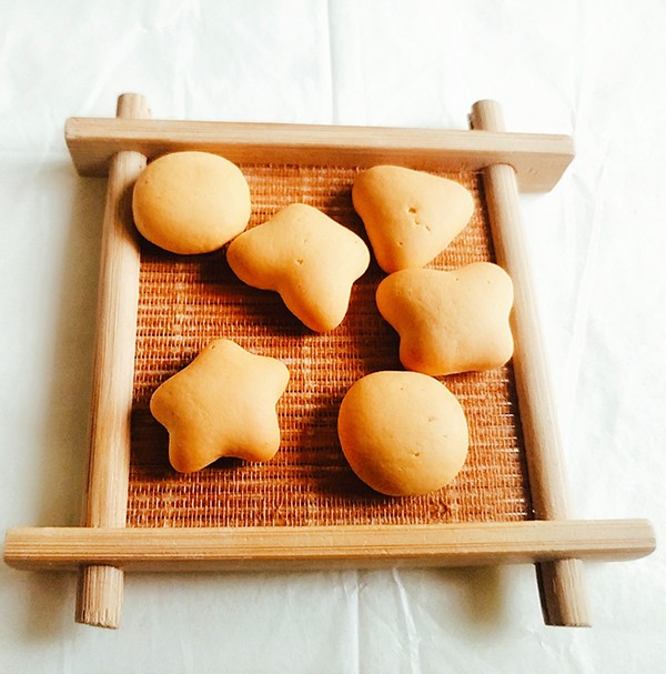 億滋味羊乳軟餅干產(chǎn)品展示.jpg