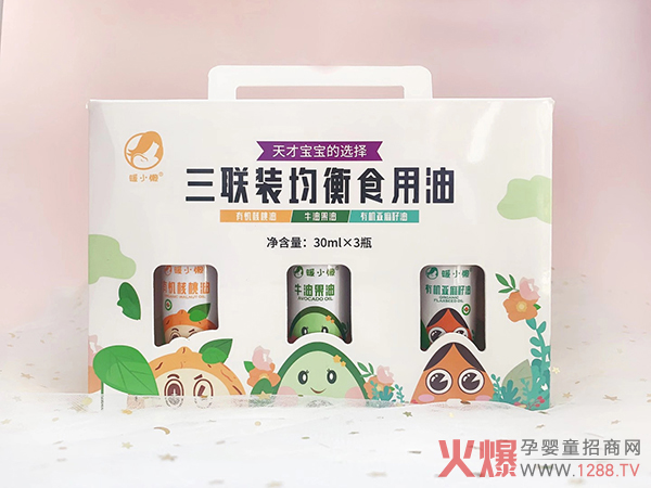 暖小懶三聯(lián)裝均衡食用油產(chǎn)品展.jpg 暖小懶三聯(lián)裝均衡食用油產(chǎn)品展.jpg