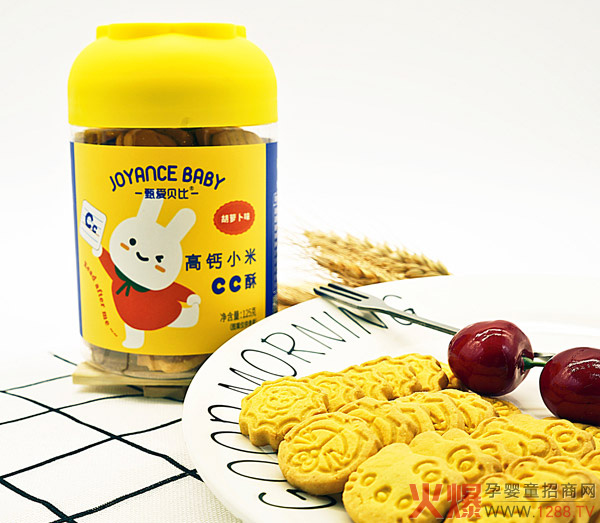 甄爱贝比高钙小米CC酥-胡萝卜味.jpg 甄爱贝比高钙小米CC酥-胡萝卜味.jpg