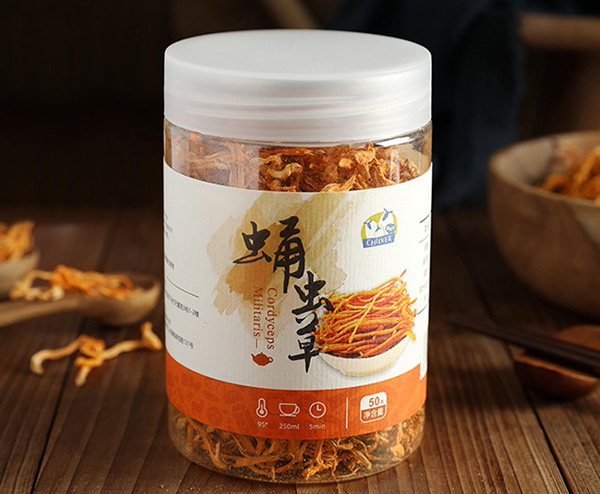 俏皮羊蛹蟲(chóng)草.jpg