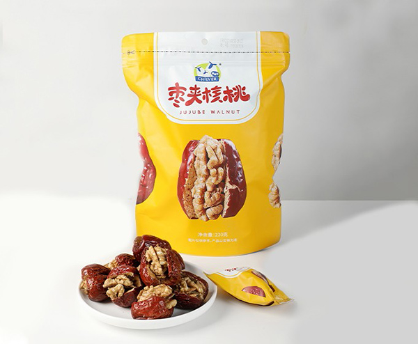 俏皮羊棗夾核桃.jpg