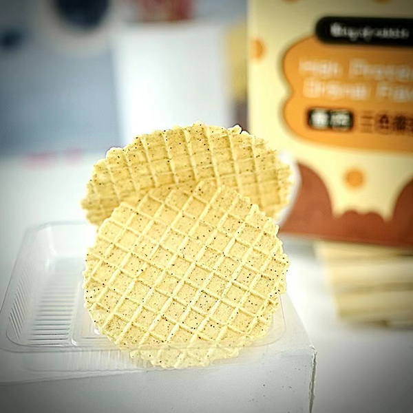 優(yōu)貝兔高鈣三色藜麥脆片1.jpg