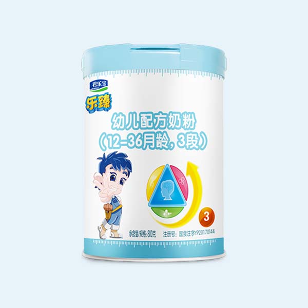 君乐宝乐臻婴幼儿配方奶粉.jpg