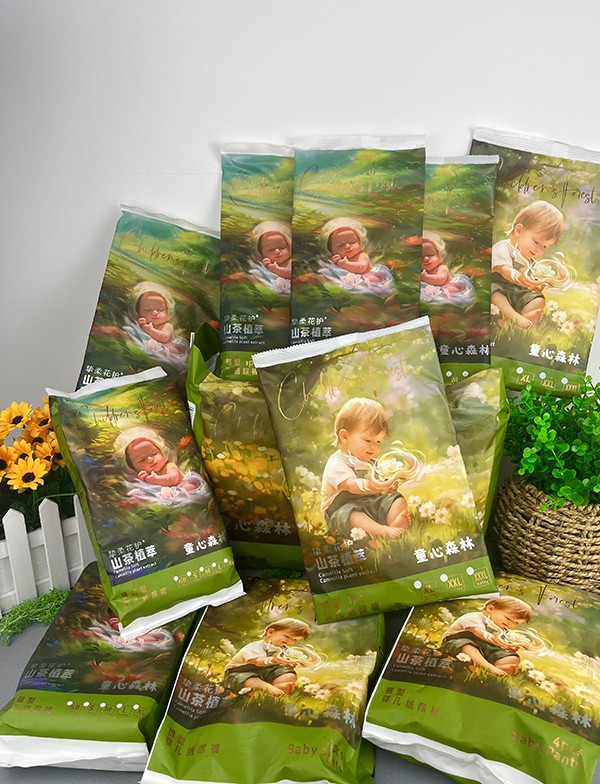 童心森林山茶植萃腰贴型纸尿裤2.jpg