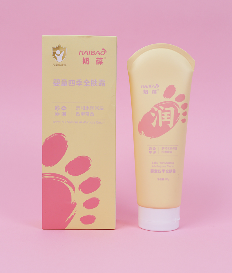 奶葆嬰童四季全膚霜.jpg