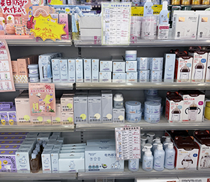  達(dá)兒文線下展示 (9)