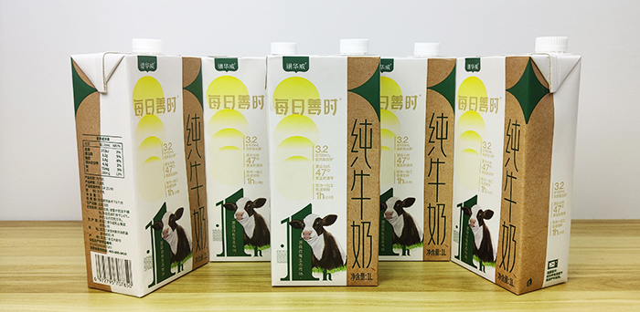 谱华威每日善时纯牛奶 (1).jpg