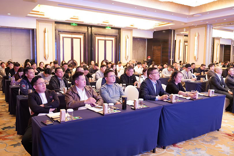 益荃康1+小荃膳特医全营养新品发布会2.jpg 益荃康1+小荃膳特医全营养新品发布会2.jpg