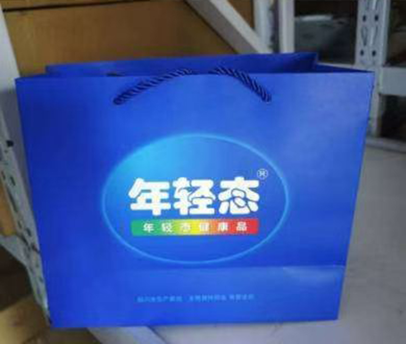 年轻态黄金牌蛋白粉01.jpg