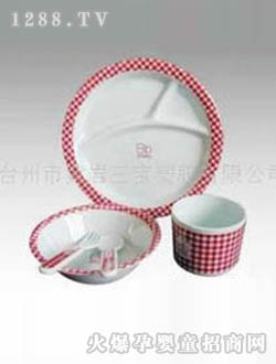 ���Ͷ�ͯ�;��׼�