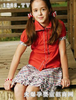 ���������ɫ��װ