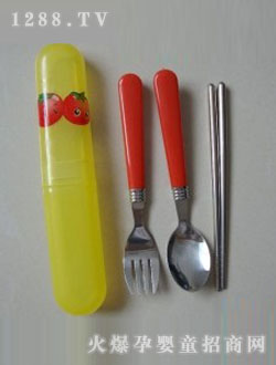 ���ܺ�ɫ�ֱ�����