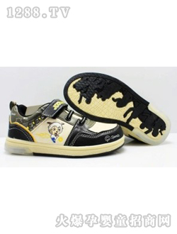 ��е���˶�ͯЬ