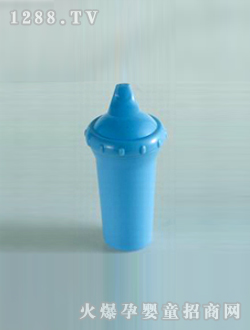 蓝色婴儿学饮杯