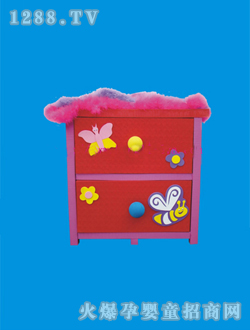 EVA��ɫ��ͯ��