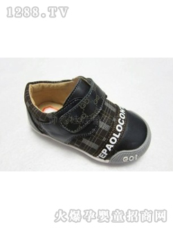 ˧��������ɫʱ��Ӥ��Ь