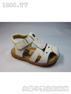 ˧�����ް�ɫ��Ь