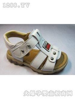 ˧�����ް�ɫӤ����Ь